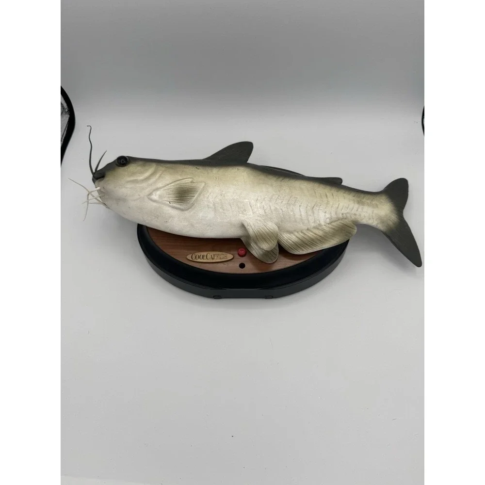 Gemmy Cool Catfish Animated Singing‎ Talking Catfish Funny Sayings Sings Parts